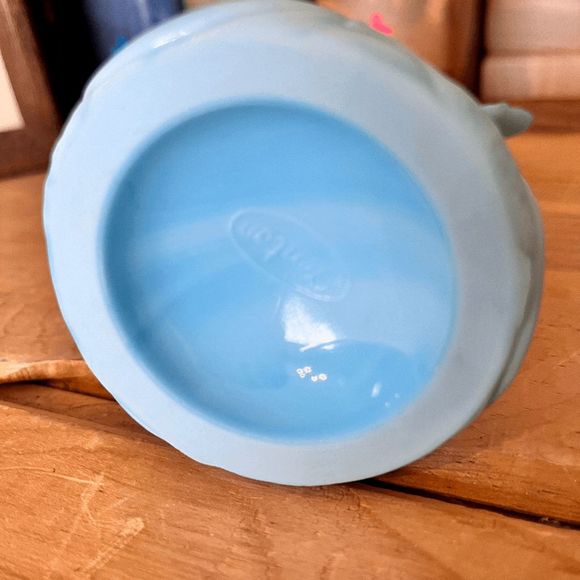 Vintage Fenton Blue Slag Satin Milk Glass Fish Figurine Leaping/Jumping Paper We - Picture 4 of 6